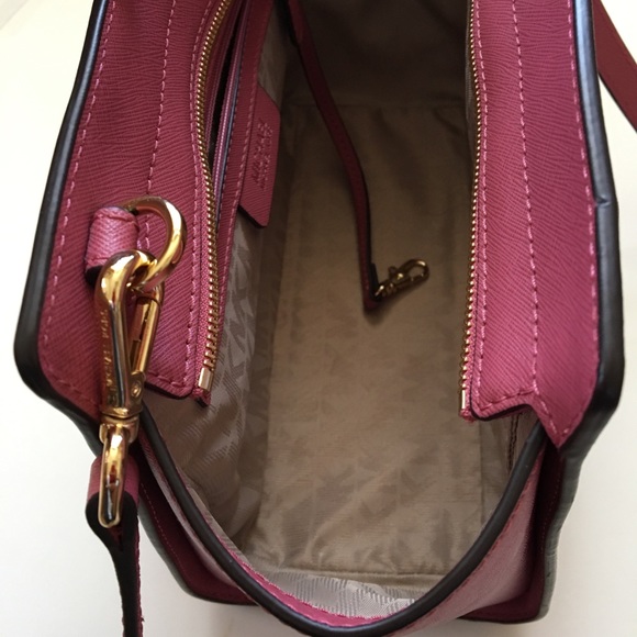 Michael Kors Tulip Medium Selma Satchel - Picture 6 of 7